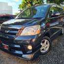 Toyota Noah 2005 - 1