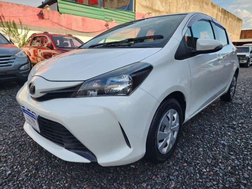 Toyota New Vitz 2014 - 1